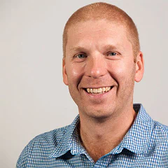 Adrian Mos